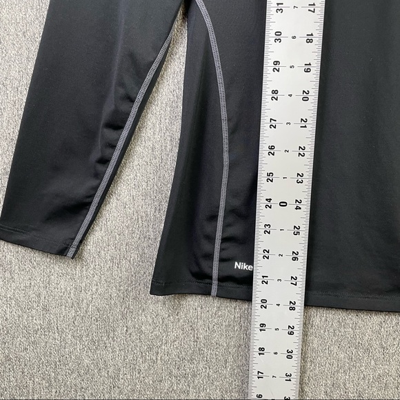 Nike Pro Fitted Long Sleeved Black Dri-Fit Training Shirt Women’s Size L (12-14) - Picture 8 of 9